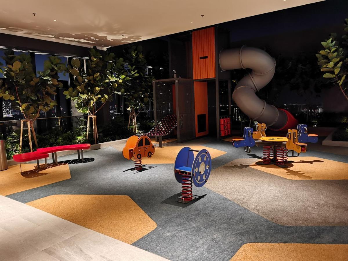 Beacon Exec Suites# Msg Chair#Disney Hotstar George Town Ngoại thất bức ảnh